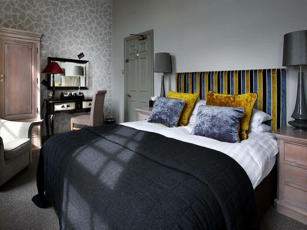 Harbour Hotel & Spa Chichester Exterior photo
